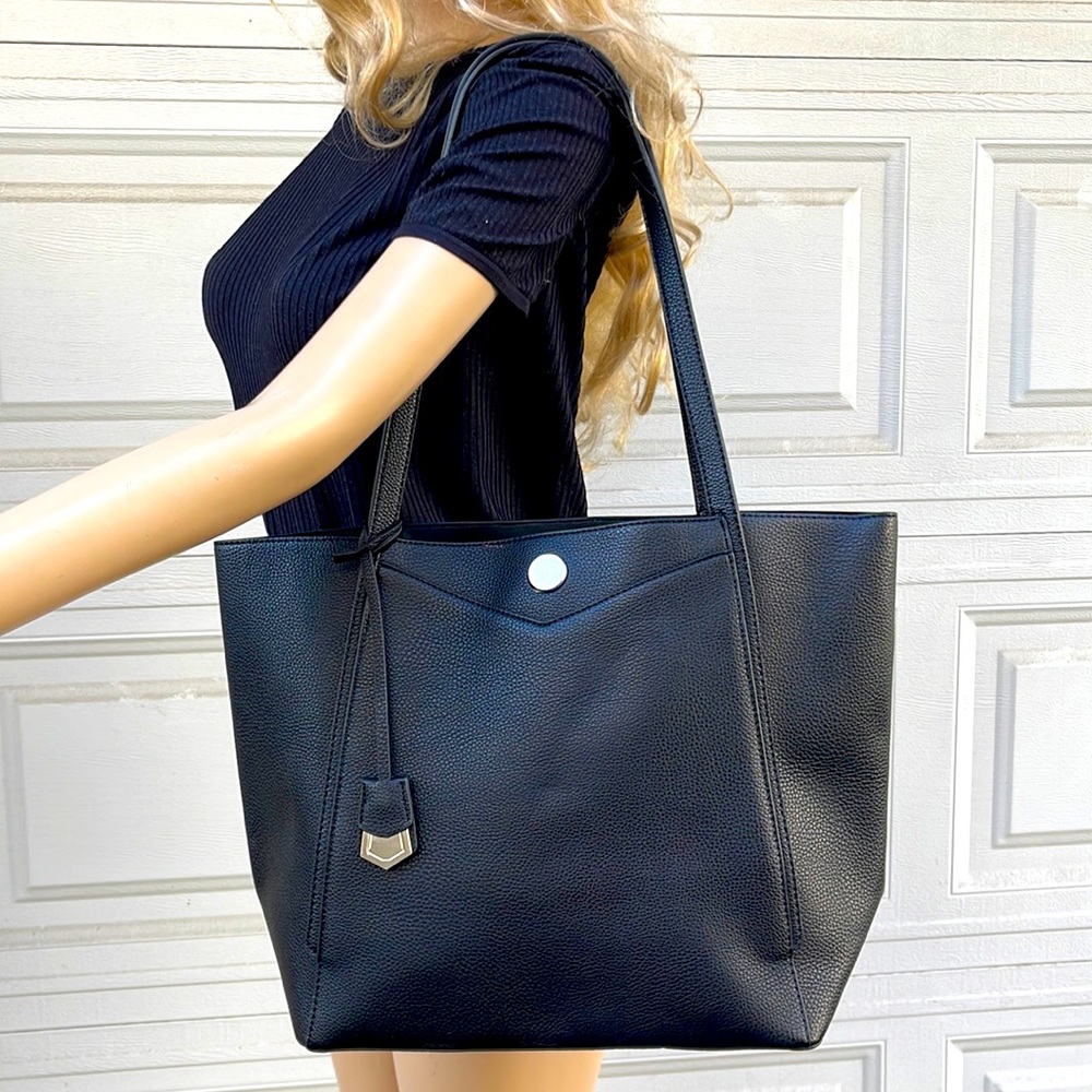 Jessica Moore Purse Size Large Color Black  Tote Bag